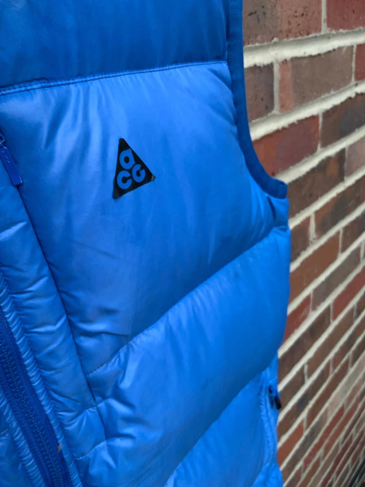 Nike ACG Blue Puffer Vest Sleeveless Jacket Size Regular M Warm Outdoor