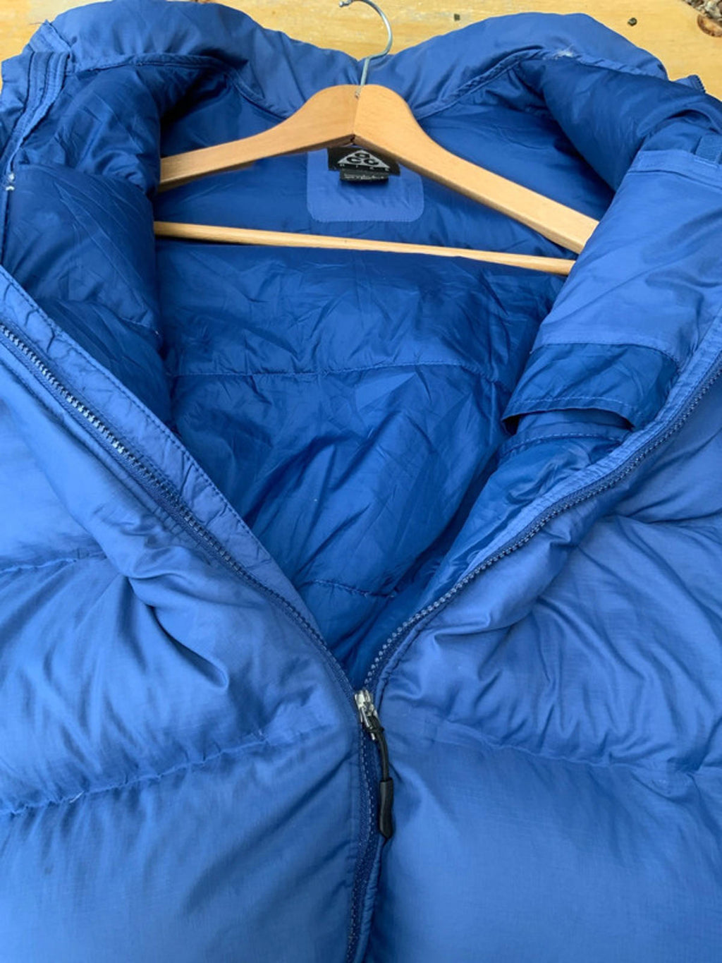 Nike acg down jacket large