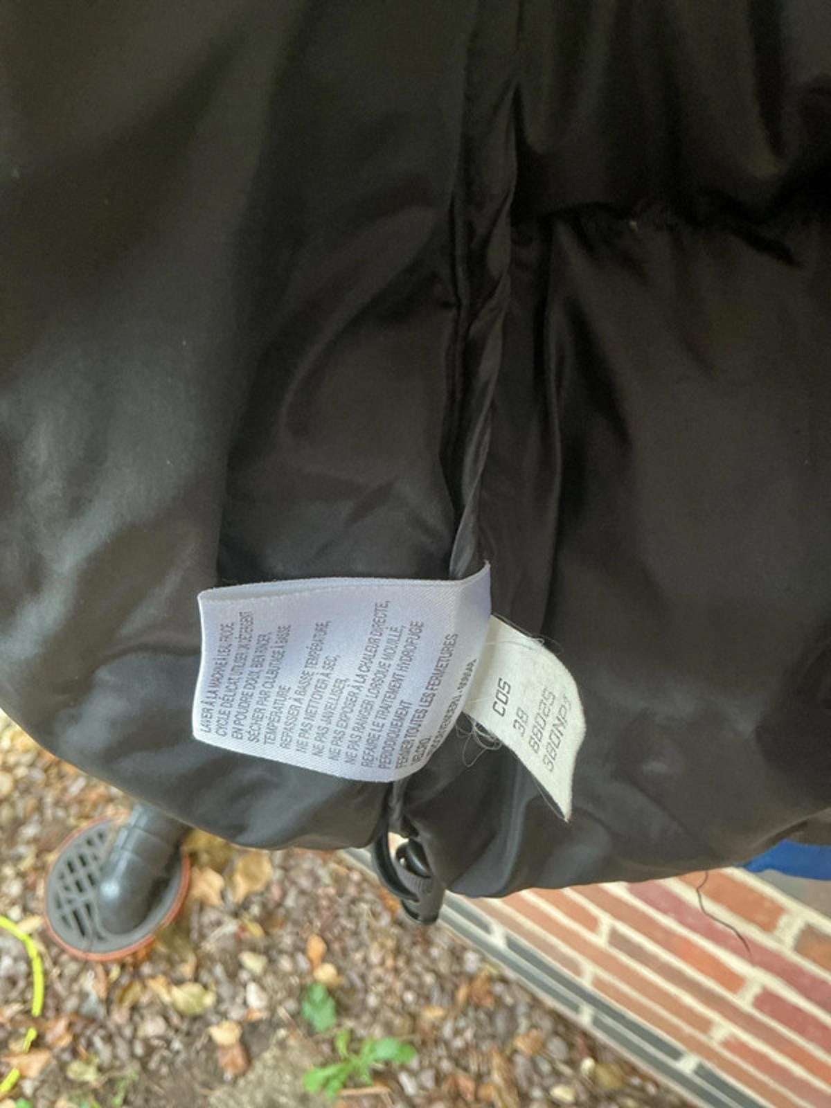 The North Face Men's Blue and Black Down Puffer Jacket