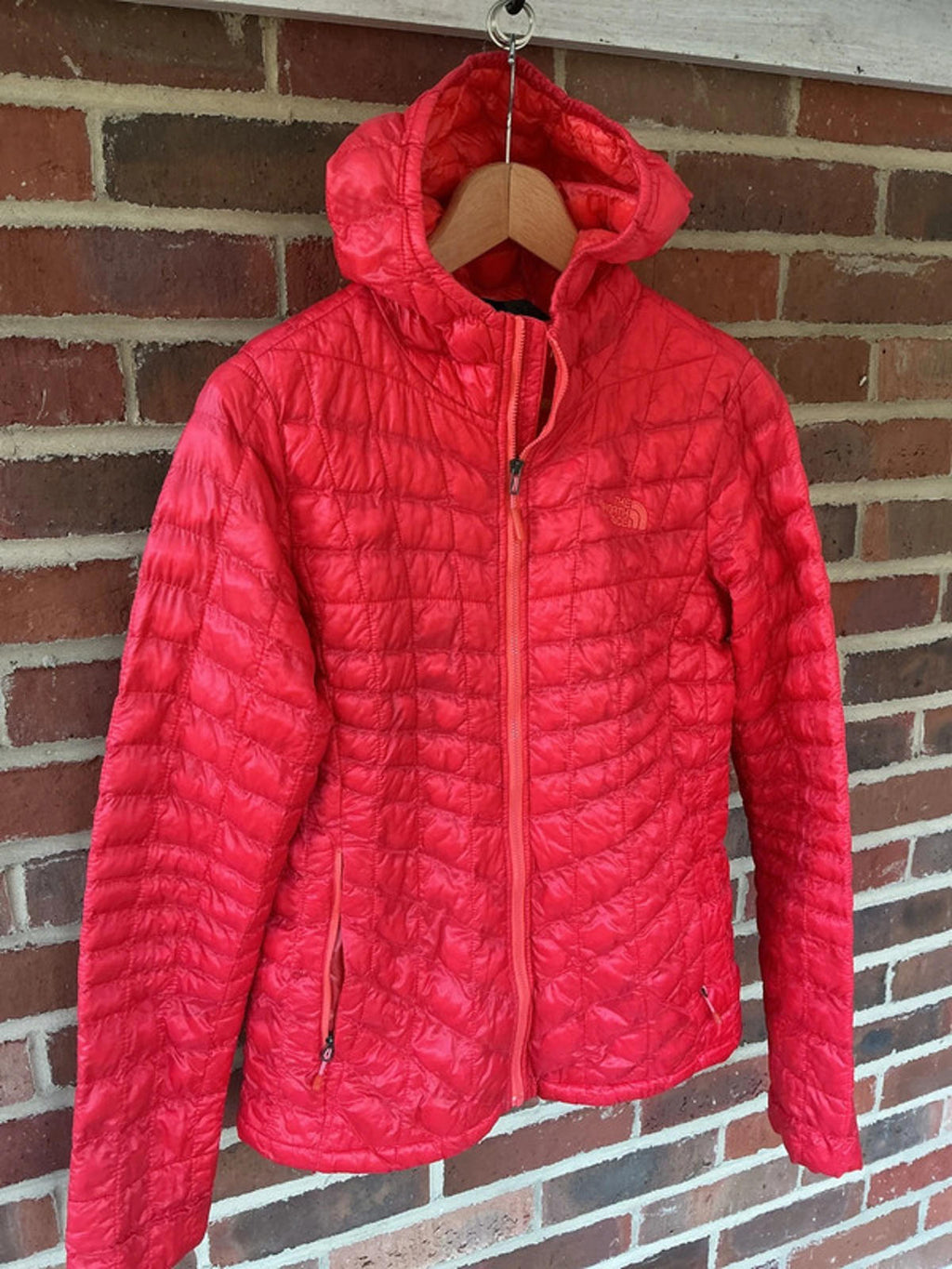 Tnf thermoball jacket medium