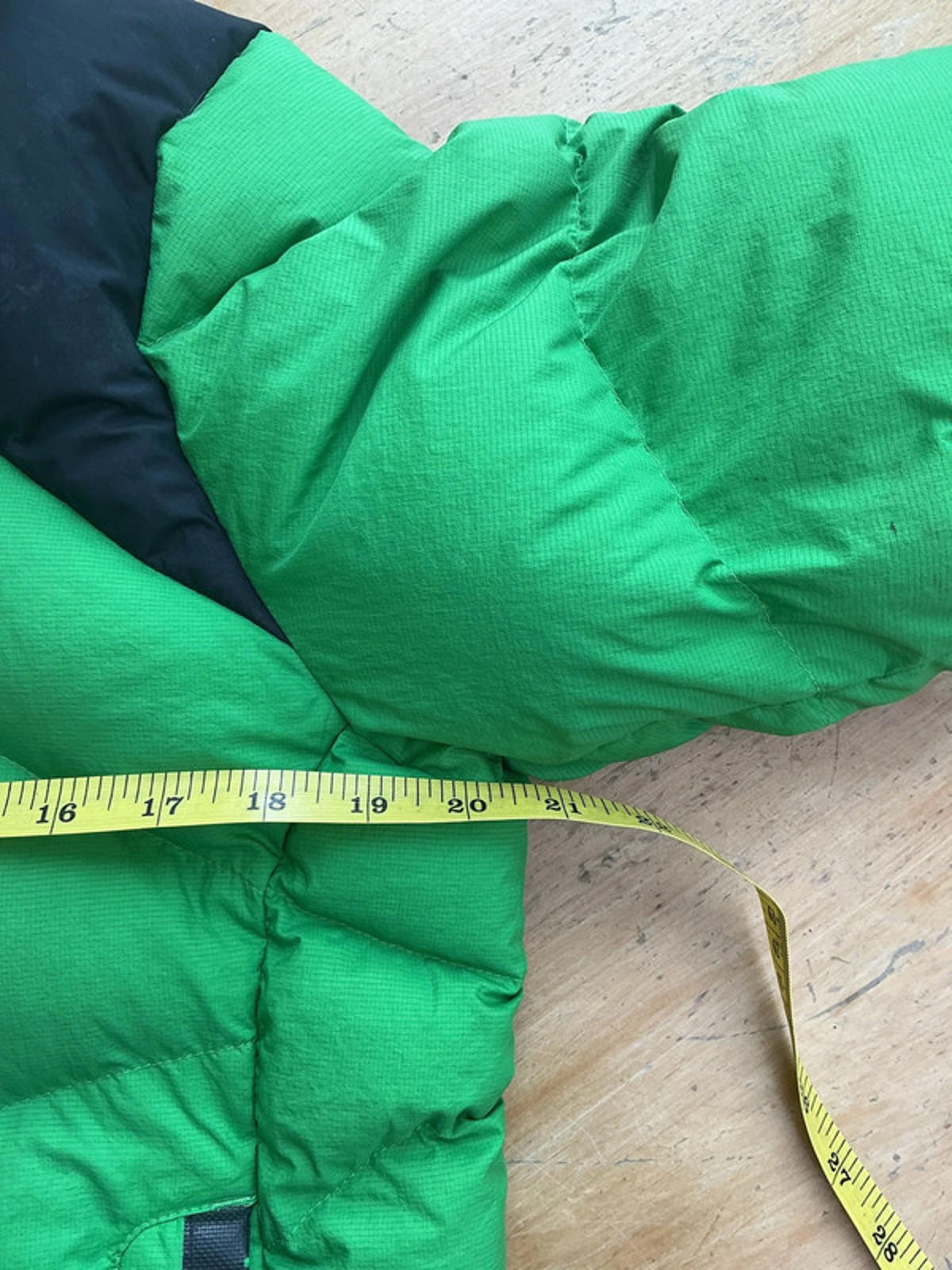 Tnf summit series puffer xl