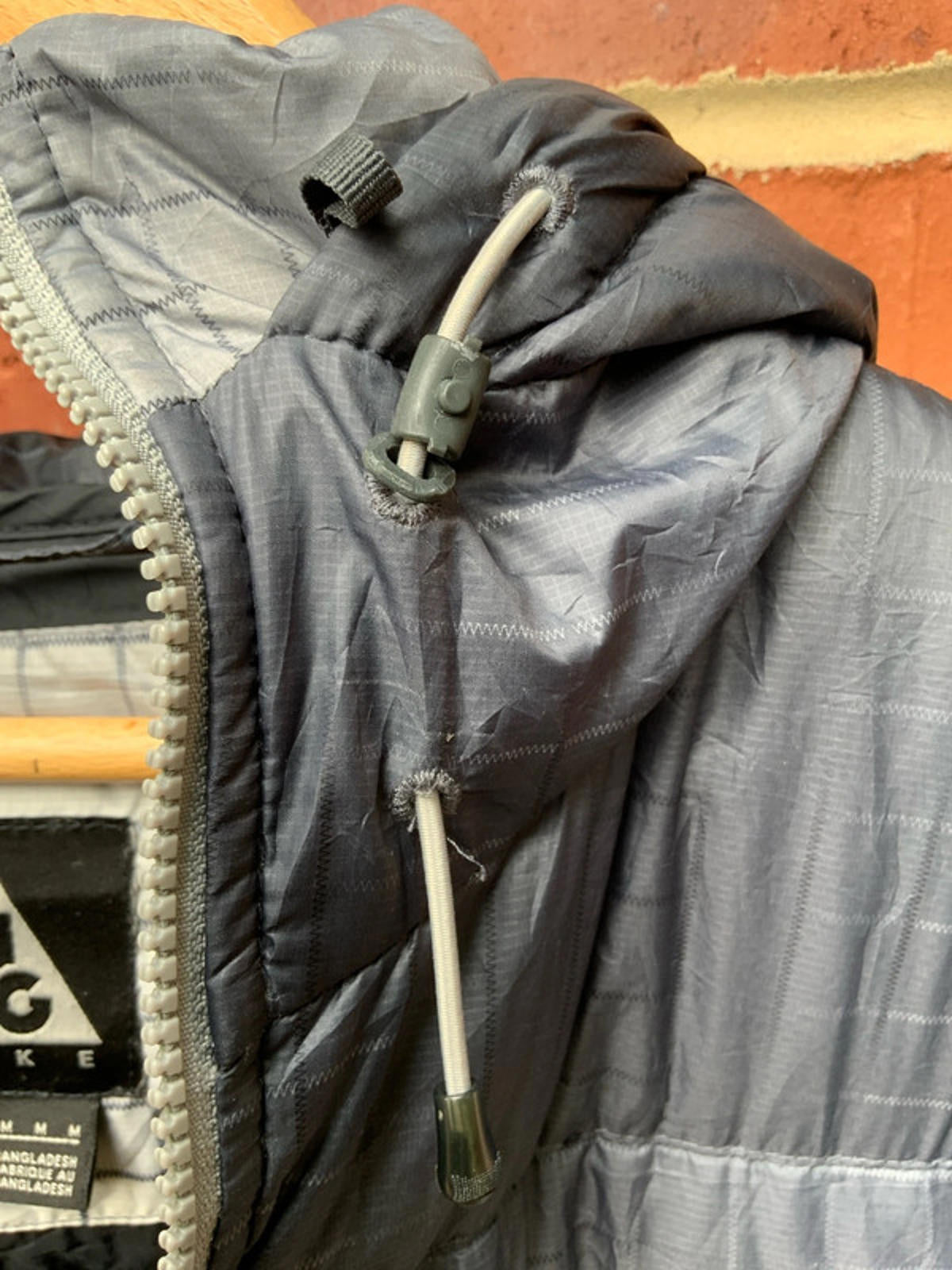 Nike acg down jacket medium