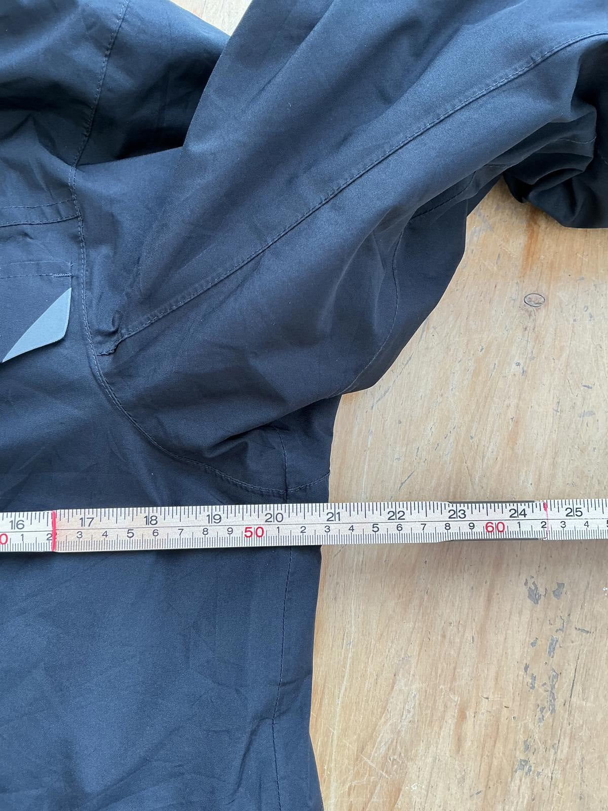 The North Face McMurdo Series Black Hooded Winter Jacket Men's Size 90