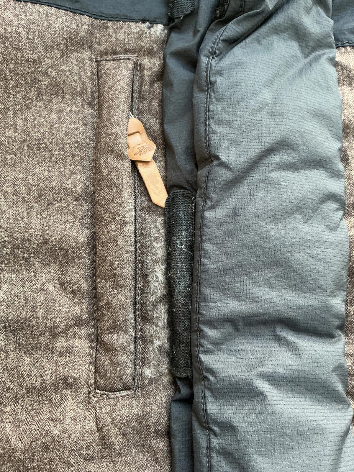 The North Face Men's Puffer Jacket with Hood