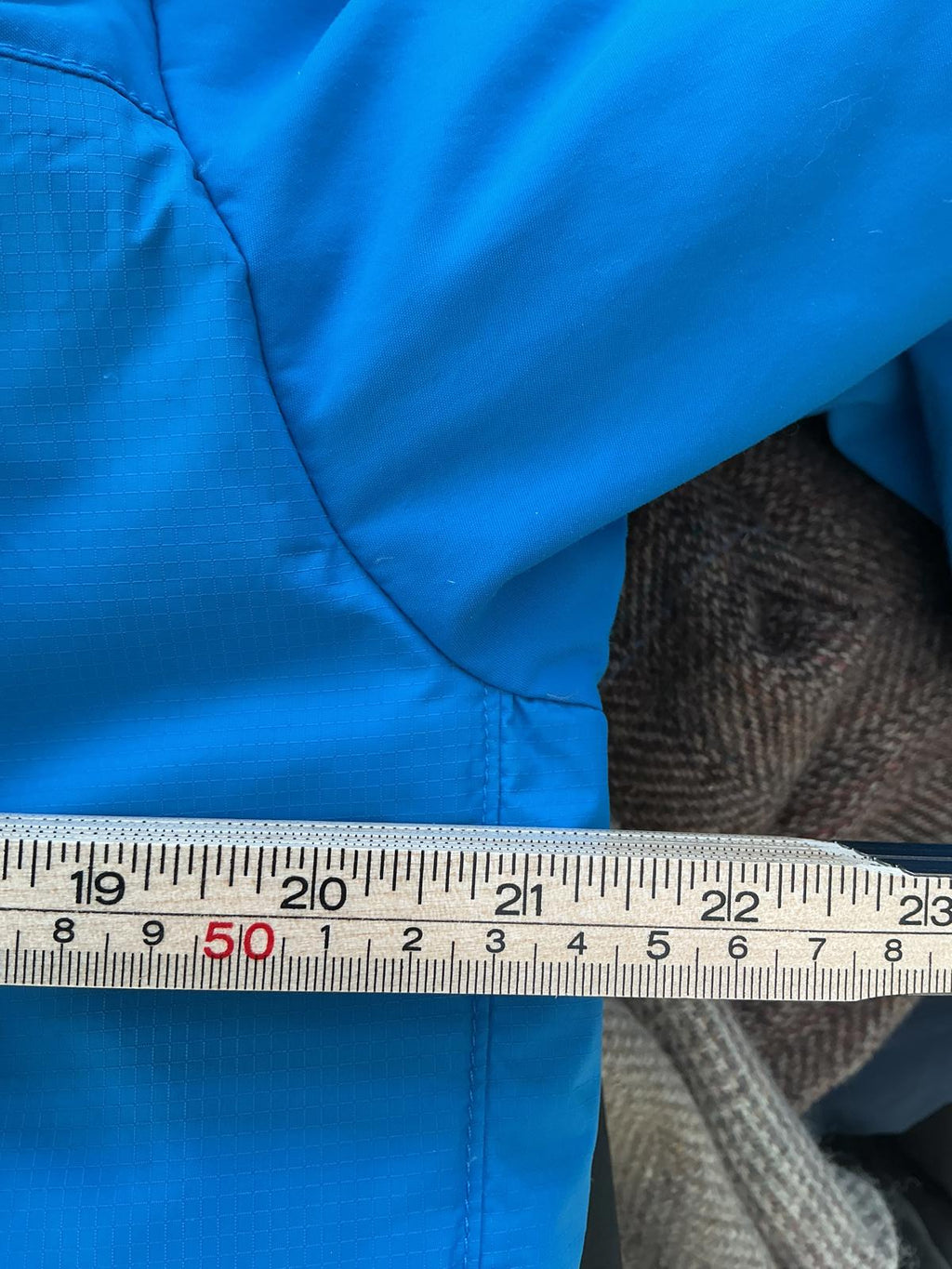 The North Face Blue 700 Fill Down Insulated Hooded Jacket