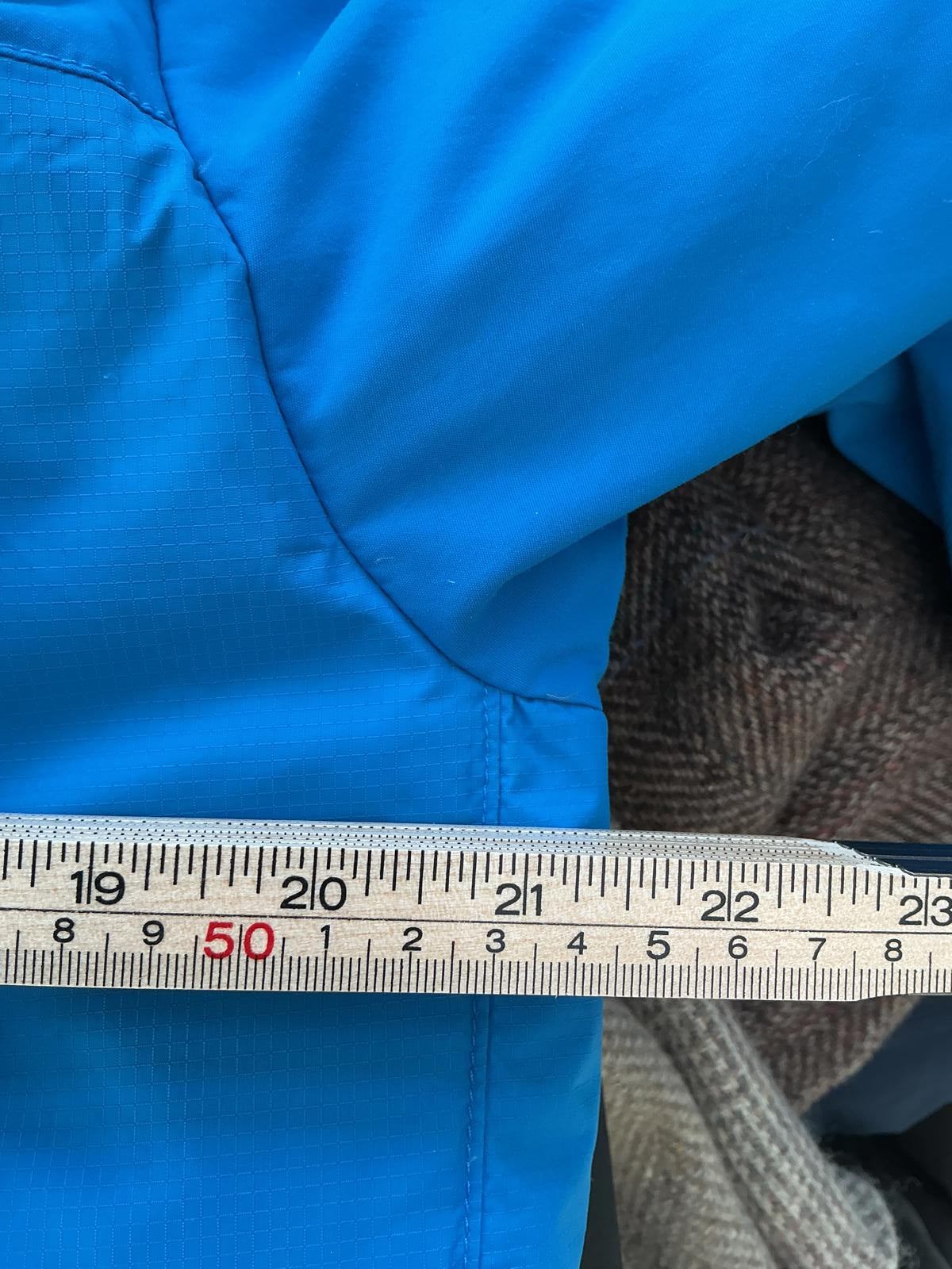 The North Face Blue 700 Fill Down Insulated Hooded Jacket