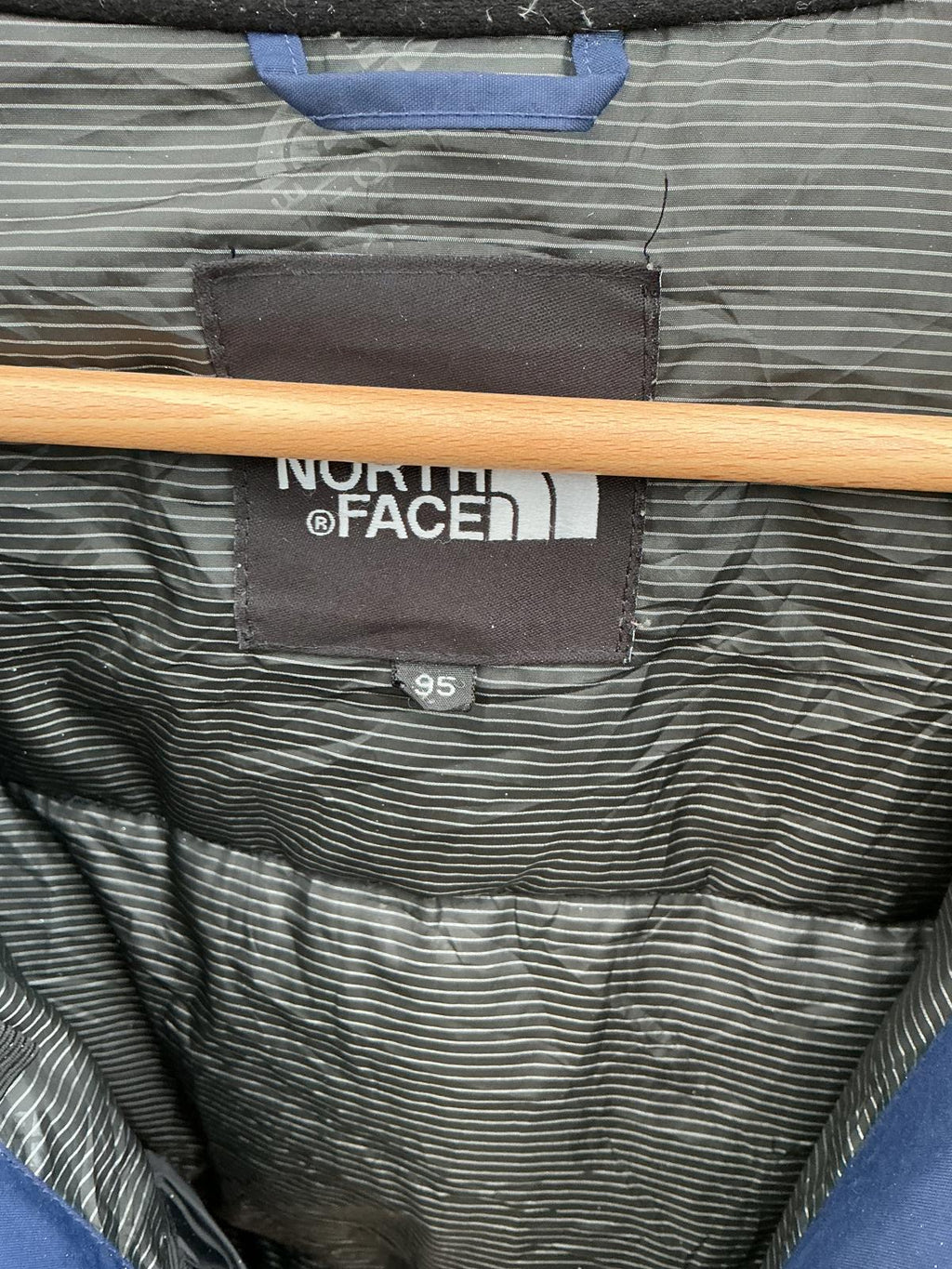 The North Face Men's Blue Puffer Jacket with Hood