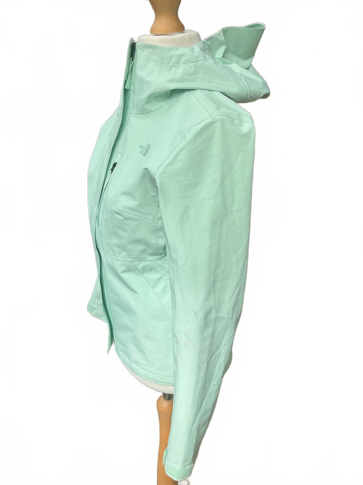 The North Face Women's Waterproof Light Green Jacket Size Xs