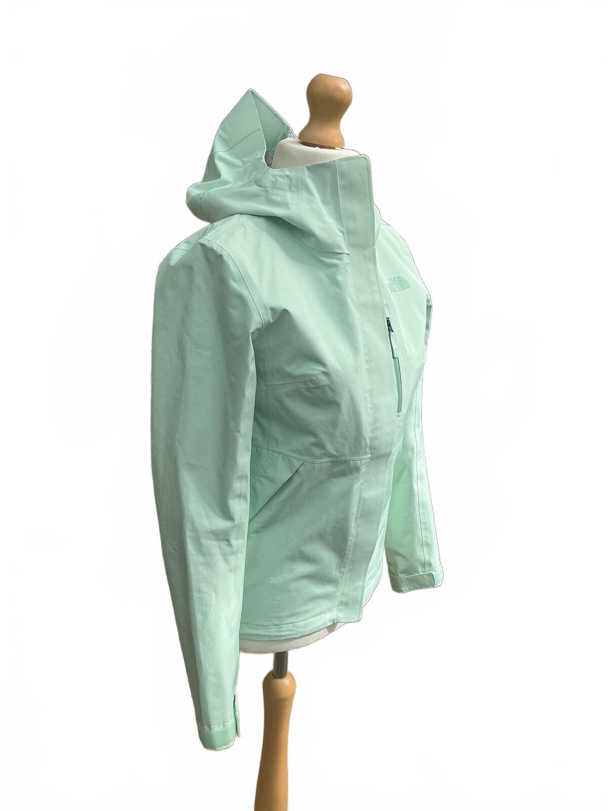 The North Face Women's Waterproof Light Green Jacket Size Xs