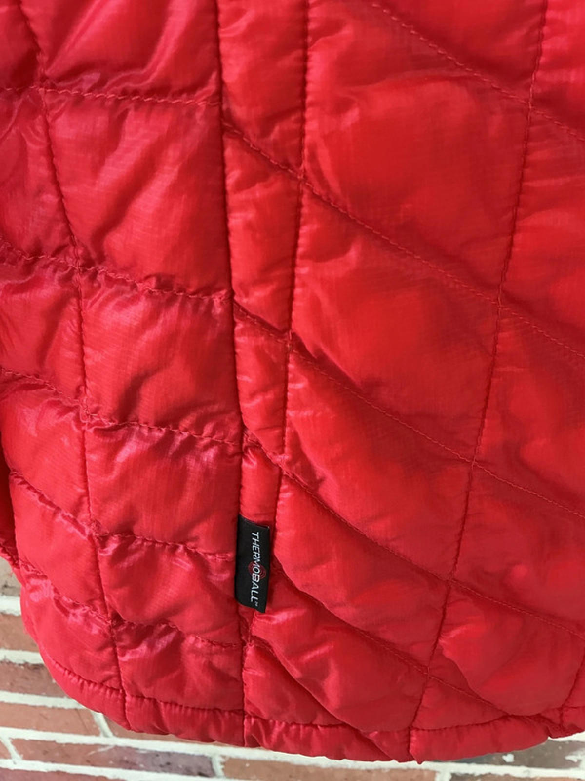 Tnf thermoball jacket medium