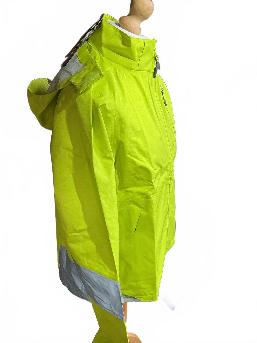 Altura Waterproof Breathable Windproof Reflective Jacket Size L Mens