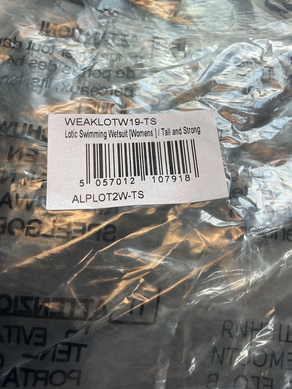Alpkit LOTIC Wetsuit Size 5’8-6’2 65-75kg Black and Red