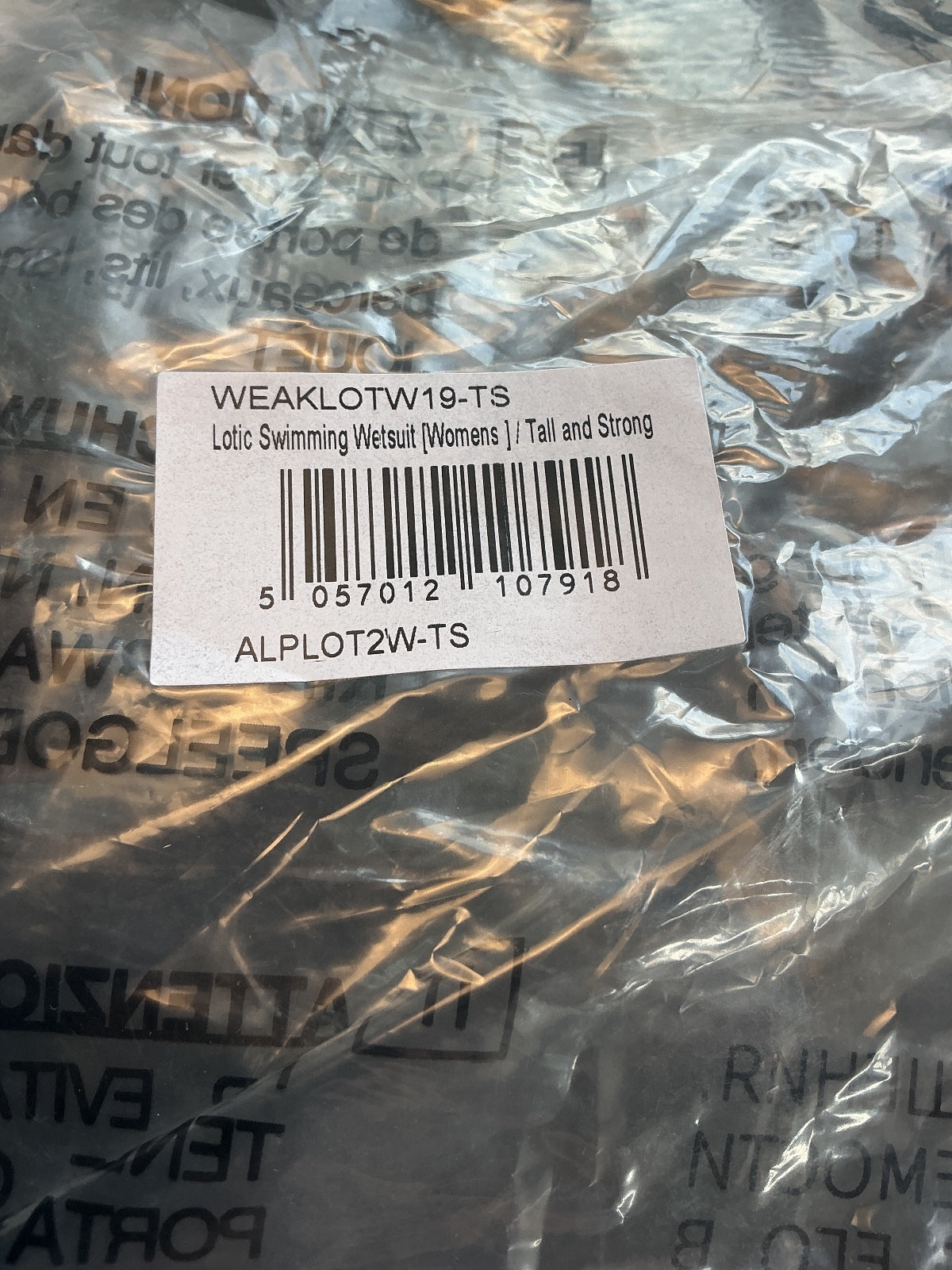 Alpkit LOTIC Wetsuit Size 5’8-6’2 65-75kg Black and Red