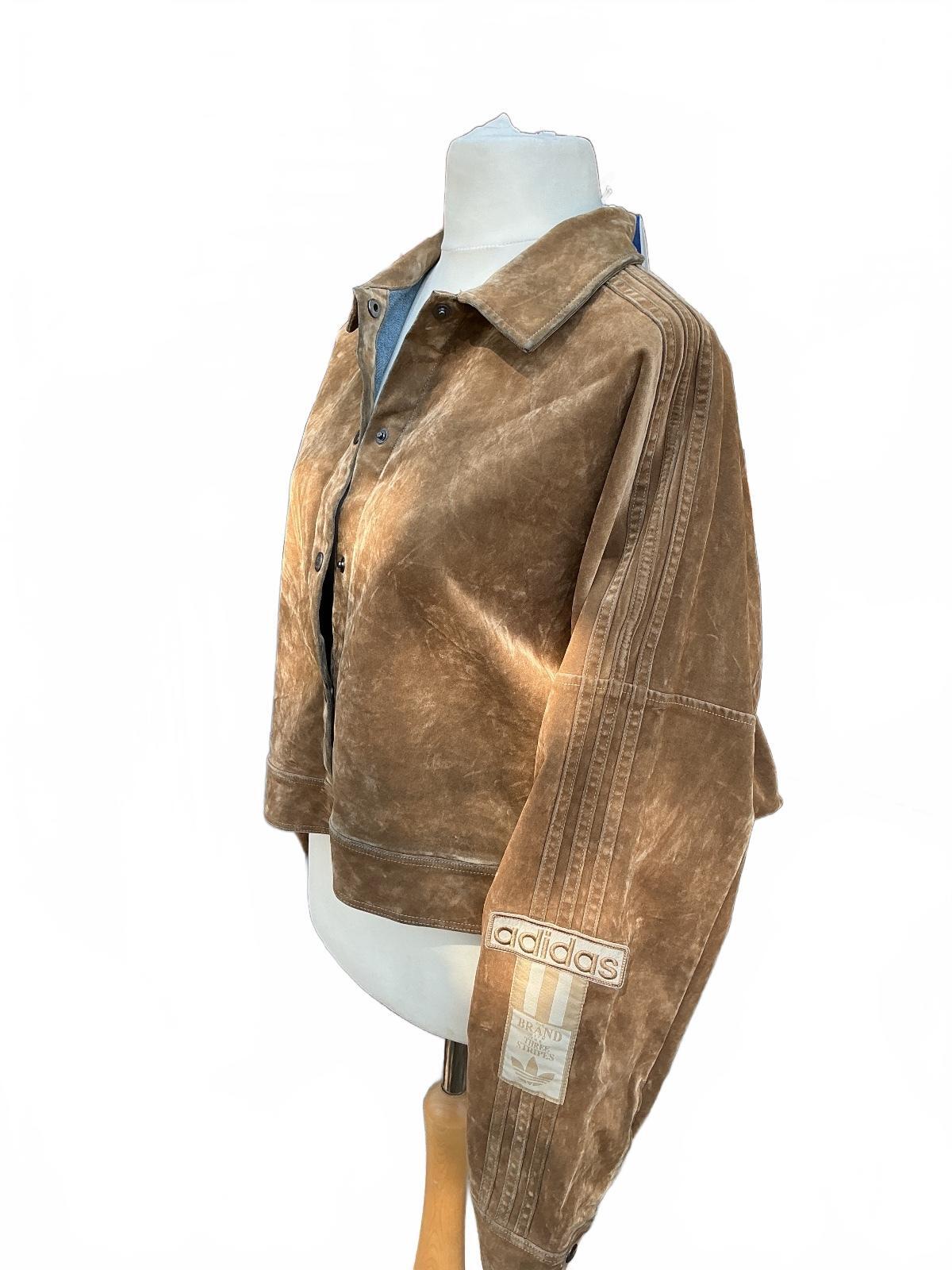 Adidas Brown Suede Jacket Size Large Stylish and Comfortable