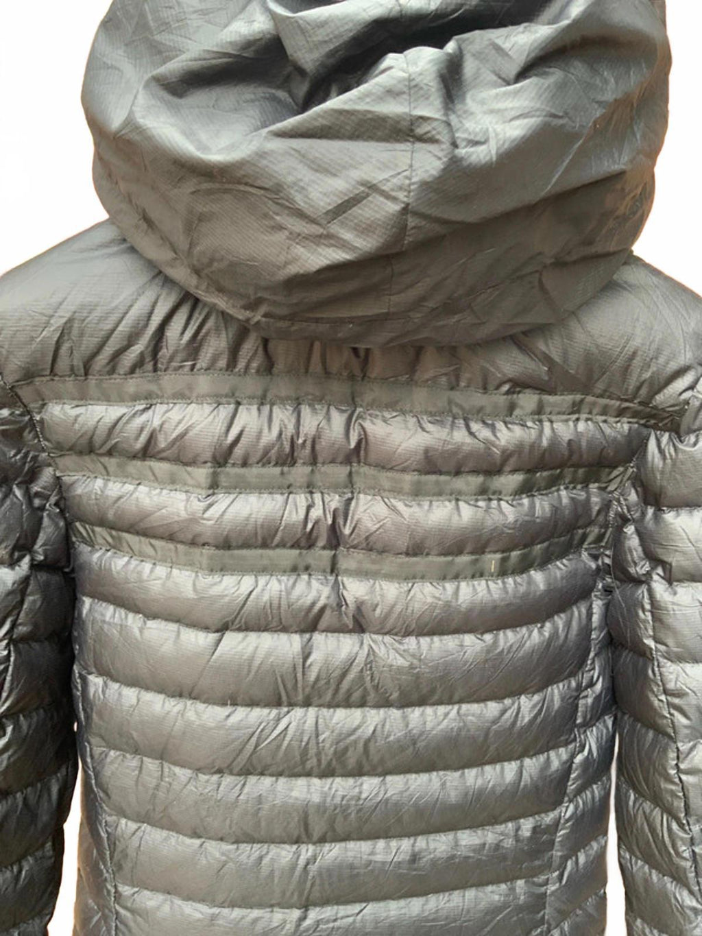 Nike Black Puffer Coat with Hood Size Regular 6 Stylish Winter Outerwear