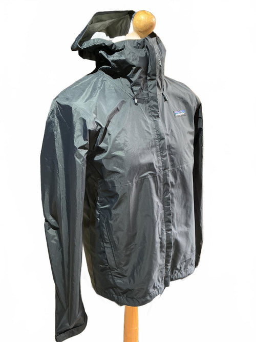 *New* Patagonia Torrentshell Black Lightweight Waterproof Jacket Size Small