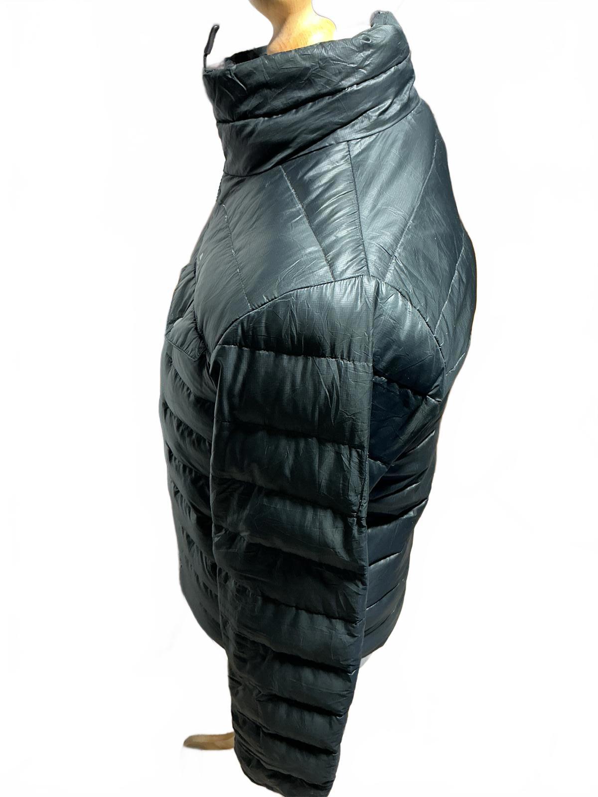 Nike ACG Men's Black Puffer Jacket Size Regular M Warm Lightweight