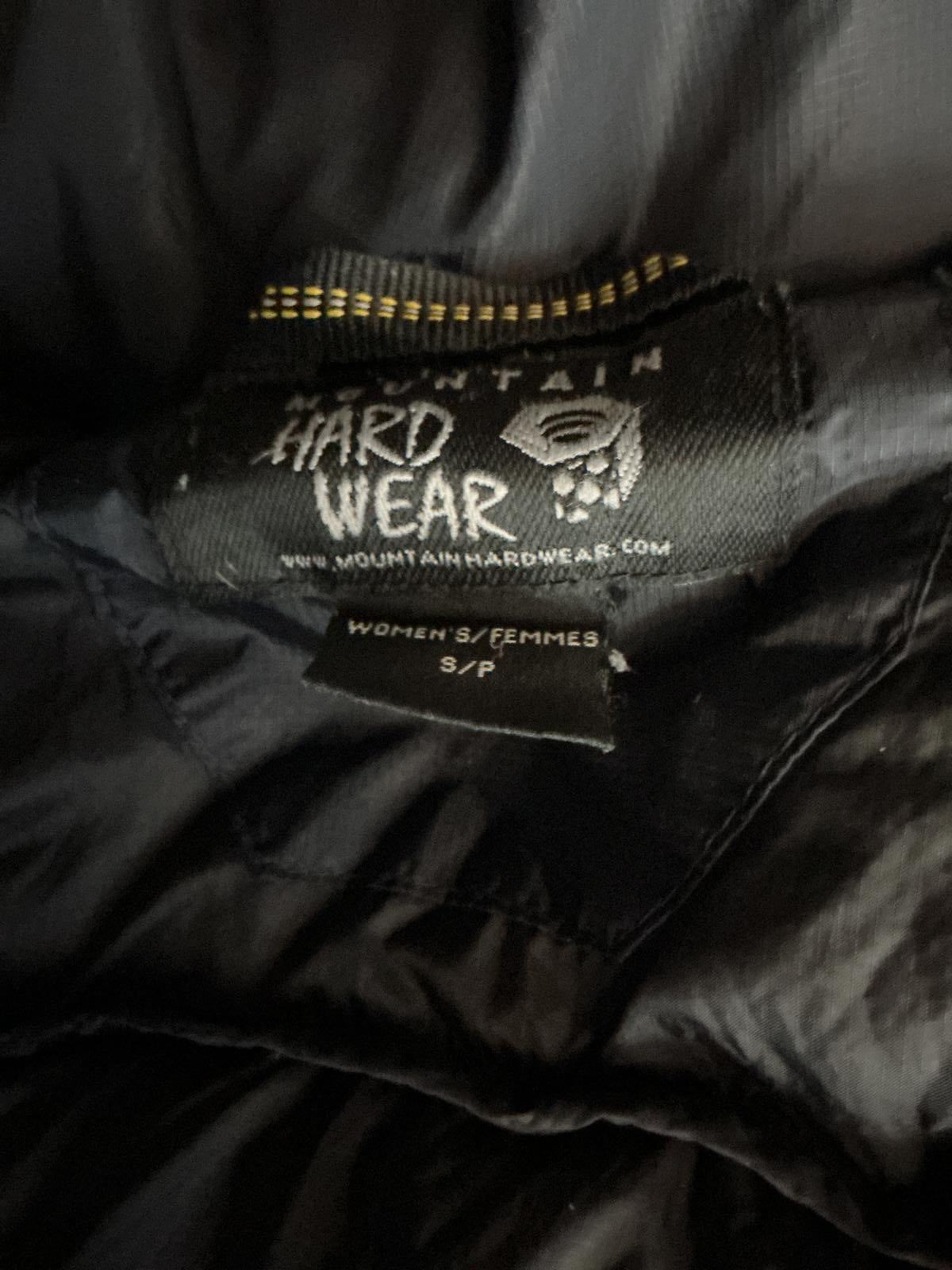 Mountain Hardwear Men's Black Puffer Jacket
