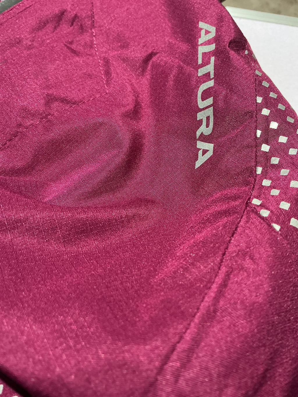 Altura Women's Waterproof Cycling Nightvision Jacket Size Regular 10