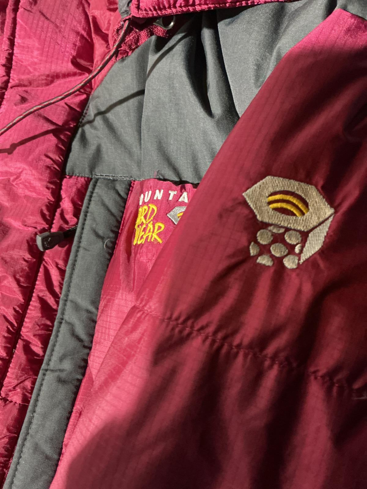 Mountain Hardwear Men's Down Insulated Puffer Jacket Burgundy and Grey Hooded