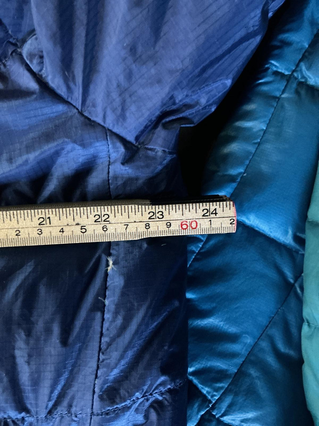 Mountain Hardwear Men's Blue Puffer Winter Jacket