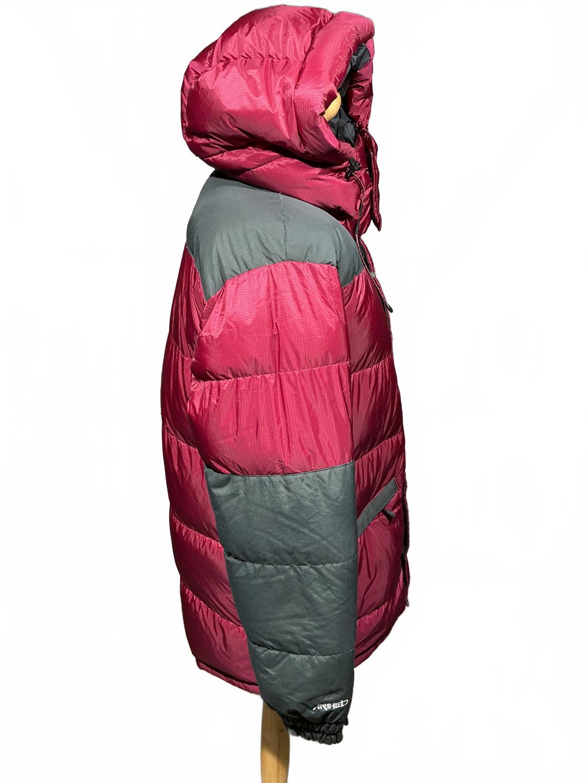 Mountain Hardwear Men's Down Insulated Puffer Jacket Burgundy and Grey Hooded