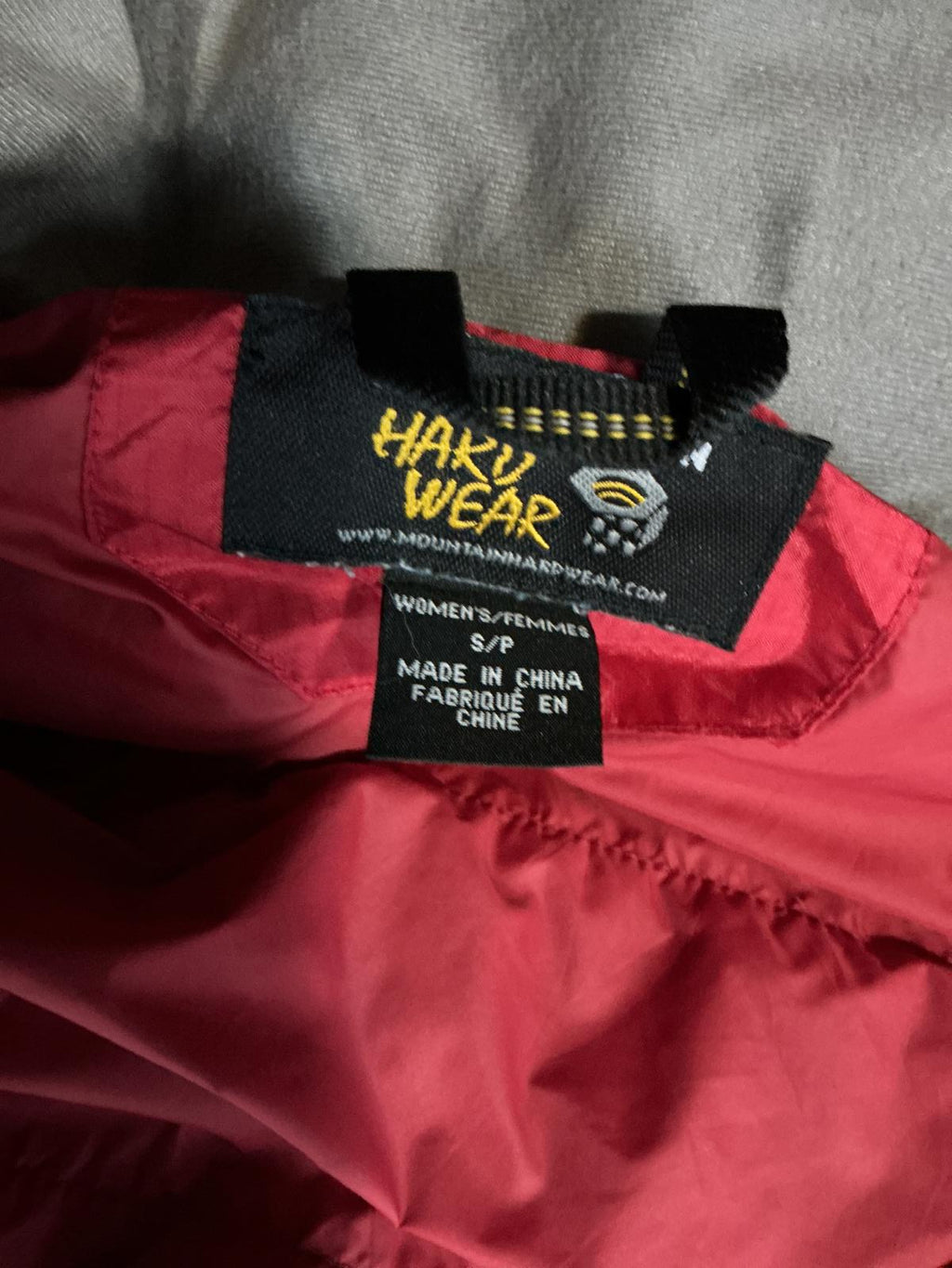 Mountain hardware Women's Red Puffer Jacket with Hood