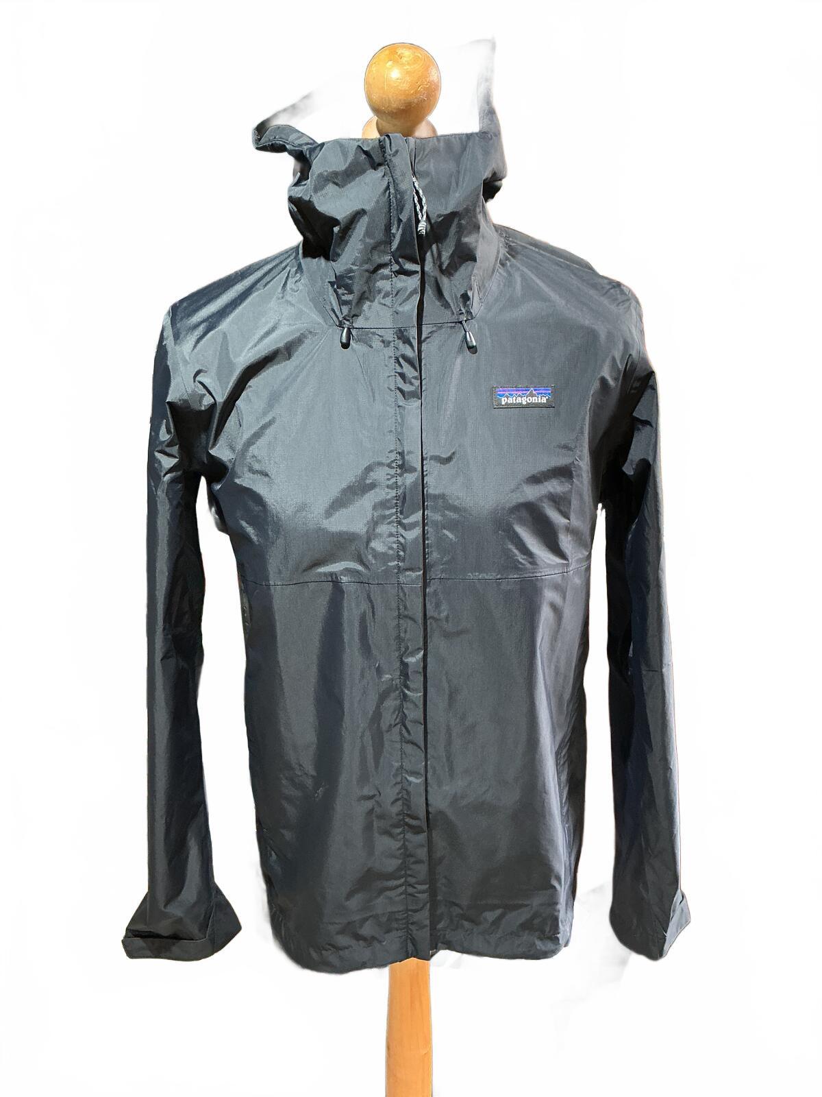 *New* Patagonia Torrentshell Black Lightweight Waterproof Jacket Size Small